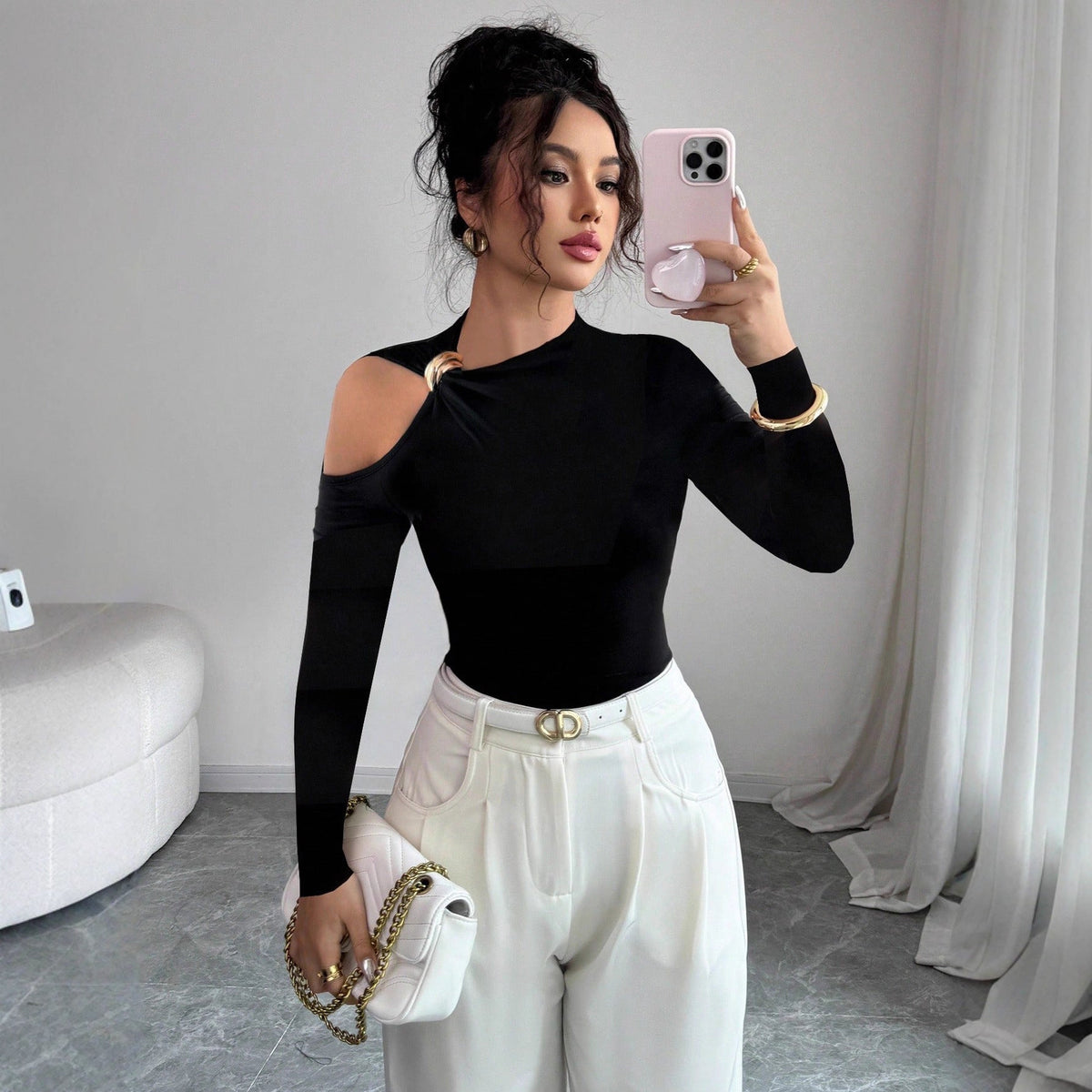 Haut Asymétrique avec Broche "Aura"